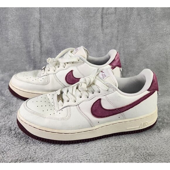 Nike Air Force 1 \'07 Shoes Mens Size 8 White Sail-Dark Beetroot Low Top Sneakers main image 4